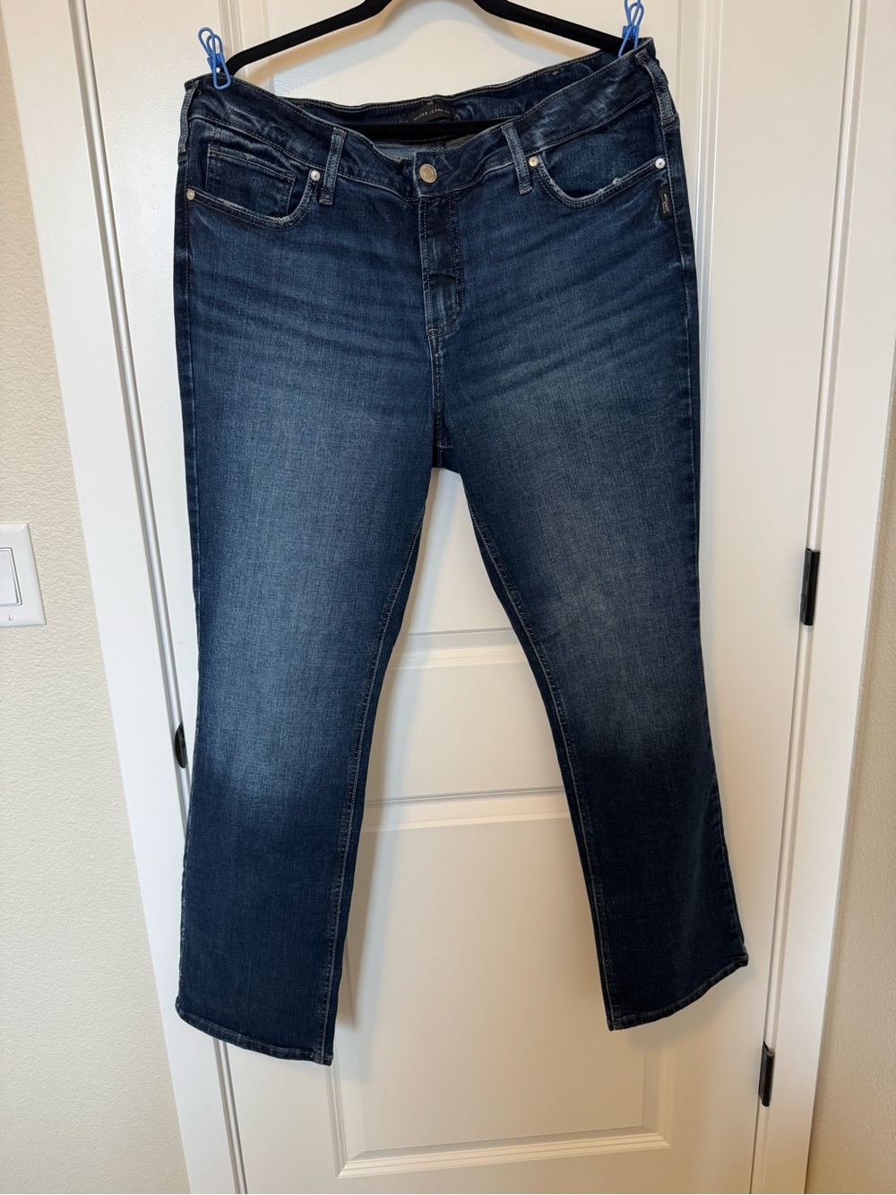 Women’s silver jeans Mid-Rise Dark Blue Elyse slim boot Jeans